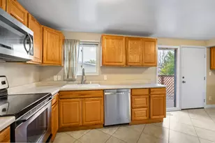 6622 S Georgia Dr, West Jordan, UT 84084 - Photo 11