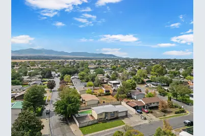 6622 S Georgia Dr, West Jordan, UT 84084 - Photo 7