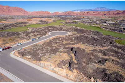 2417 Lava Vista Dr #9, Santa Clara, UT 84765 - Photo 1