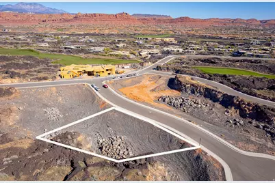 2427 Phil Smith Ct #18, Santa Clara, UT 84765 - Photo 7