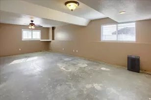 6242 W 5950 S, Hooper, UT 84315 - Photo 21