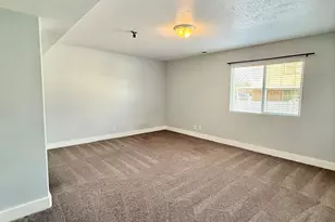 6724 W Hunter Wood Circle, West Valley, UT 84128 - Photo 33