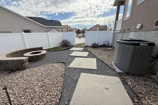 6724 W Hunter Wood Circle, West Valley, UT 84128 - Photo 39