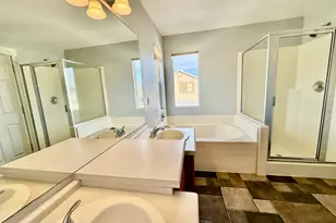 6724 W Hunter Wood Circle, West Valley, UT 84128 - Photo 27