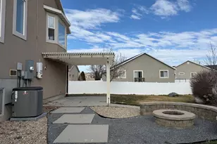 6724 W Hunter Wood Circle, West Valley, UT 84128 - Photo 45