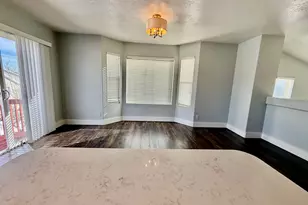 6724 W Hunter Wood Circle, West Valley, UT 84128 - Photo 9