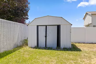 1871 N 1225 W, Clinton, UT 84015 - Photo 35