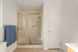 230 N 2230 E, Saint George, UT 84790 - Photo 33