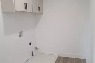 335 N 200 W, Moroni, UT 84646 - Photo 13