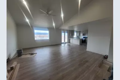 335 N 200 W, Moroni, UT 84646 - Photo 11