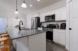 4333 W Bronson Ln, Herriman, UT 84096 - Photo 7