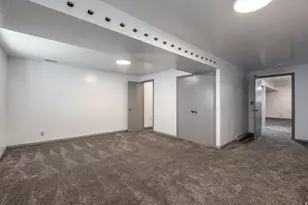 658 W 4150 S, Riverdale, UT 84405 - Photo 33