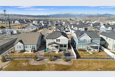 348 S Hayes Well Ln, Saratoga Springs, UT 84045 - Photo 17