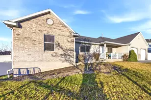 389 E 1290 S, Payson, UT 84651 - Photo 3