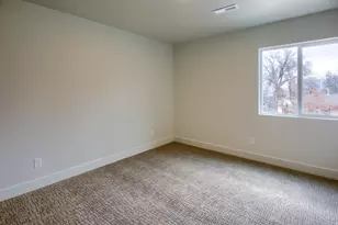 895 W Lake St S, Ogden, UT 84401 - Photo 11