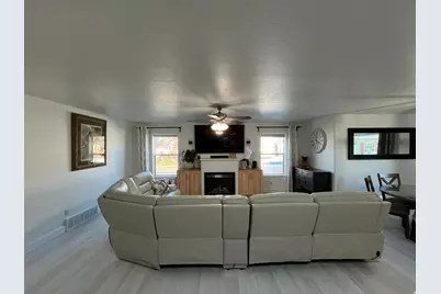 10945 S Hyrum Pl E, Sandy, UT 84070 - Photo 21