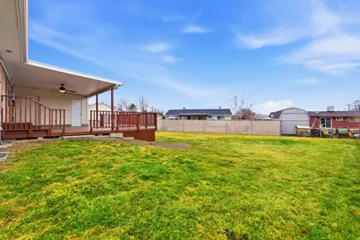 4692 W Palmer Dr, West Valley, UT 84120 - Photo 29