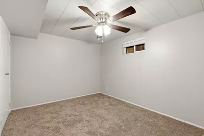 4692 W Palmer Dr, West Valley, UT 84120 - Photo 17