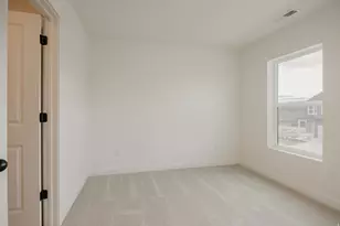 3590 N Stallion St, Eagle Mountain, UT 84005 - Photo 9