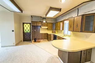 424 W 300 N, Price, UT 84501 - Photo 11