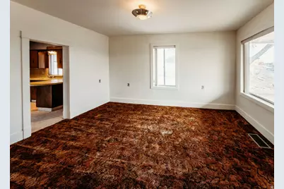 424 W 300 N, Price, UT 84501 - Photo 5