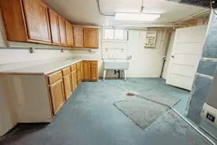 424 W 300 N, Price, UT 84501 - Photo 21