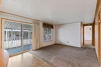 3800 S 1900 W #196, Roy, UT 84067 - Photo 9