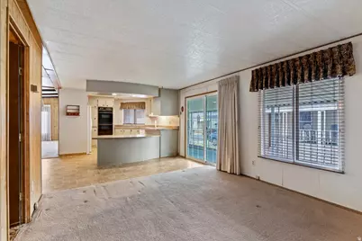 3800 S 1900 W #196, Roy, UT 84067 - Photo 7