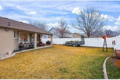 1075 W 4175 S, Riverdale, UT 84405 - Photo 23