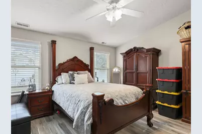 1075 W 4175 S, Riverdale, UT 84405 - Photo 11