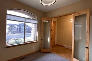 11521 S Black Forest Dr S, Sandy, UT 84094 - Photo 17