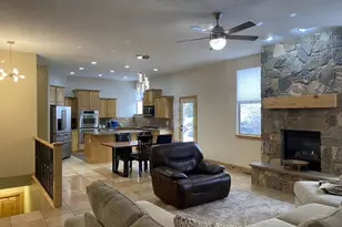 11521 S Black Forest Dr S, Sandy, UT 84094 - Photo 27