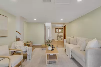 1638 Country Hills Dr, Ogden, UT 84403 - Photo 13