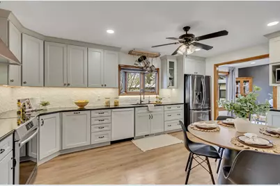 1638 Country Hills Dr, Ogden, UT 84403 - Photo 9