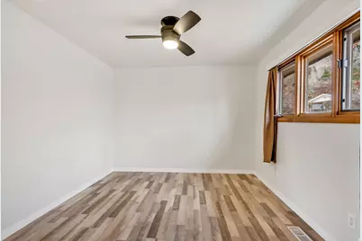 1638 Country Hills Dr, Ogden, UT 84403 - Photo 25