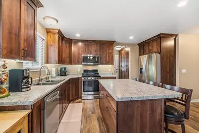 1087 S 1010 W, Tooele, UT 84074 - Photo 7