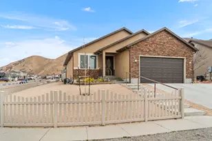1087 S 1010 W, Tooele, UT 84074 - Photo 3