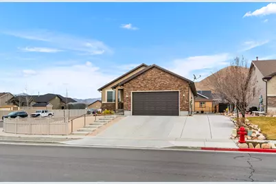 1087 S 1010 W, Tooele, UT 84074 - Photo 29