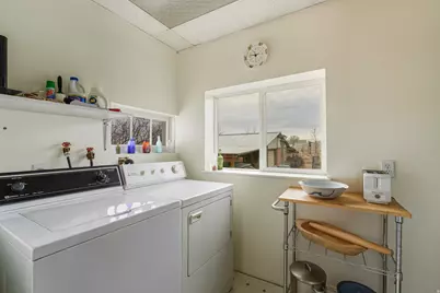 1676 E 2500 S, Vernal, UT 84078 - Photo 11