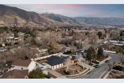 7647 S Twin Lakes Cir, Cottonwood Heights, UT 84121 - Photo 65