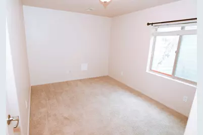 3068 W Matterhorn Dr, Taylorsville, UT 84129 - Photo 17