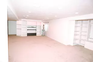 3068 W Matterhorn Dr, Taylorsville, UT 84129 - Photo 13