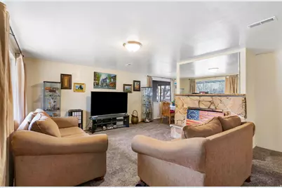 487 N 400 E, Provo, UT 84606 - Photo 7
