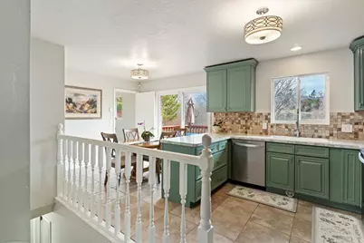 1476 E Kayscreek Dr, Layton, UT 84040 - Photo 5