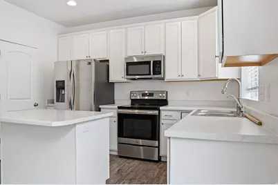 3027 S Red Pine Dr, Saratoga Springs, UT 84045 - Photo 9