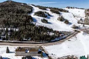 681 Hwy 143 S, Brian Head, UT 84719 - Photo 39