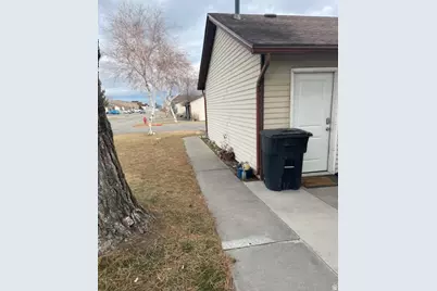 2037 W Stone Creek Dr, West Valley, UT 84119 - Photo 9