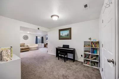 253 N 100 E, Salem, UT 84653 - Photo 17