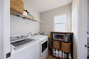 253 N 100 E, Salem, UT 84653 - Photo 11