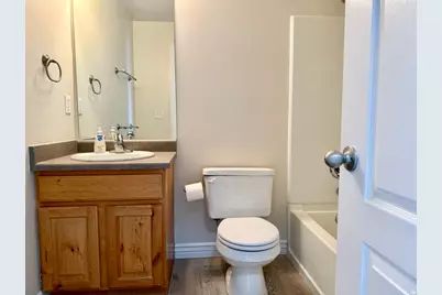 3393 E Peregrine Rd, Eagle Mountain, UT 84005 - Photo 11